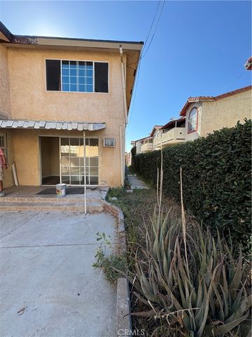 921 Carob, Montebello, CA 90640