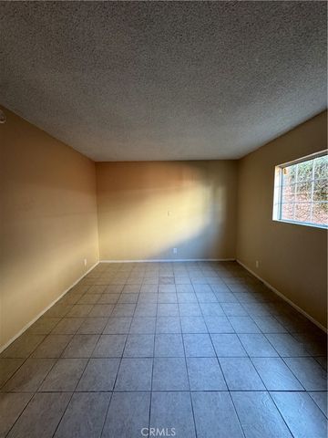 921 Carob, Montebello, CA 90640