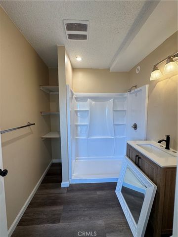 921 Carob, Montebello, CA 90640
