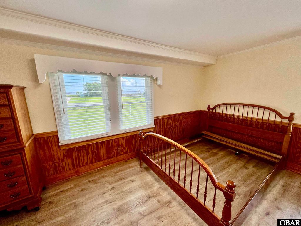 Image 14 of property listing at 5689 Old Ferry Dock Road, Manns Harbor, NC 27953