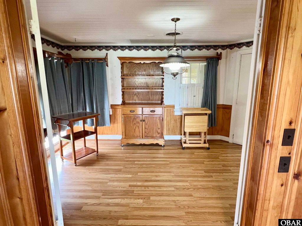 Image 17 of property listing at 5689 Old Ferry Dock Road, Manns Harbor, NC 27953
