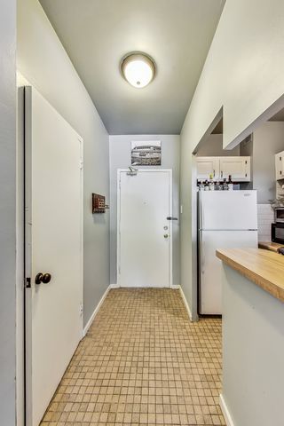 2909 N Sheridan Road 114, Chicago, IL 60657