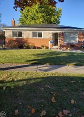 35692 Hees Street, Livonia, MI 48150