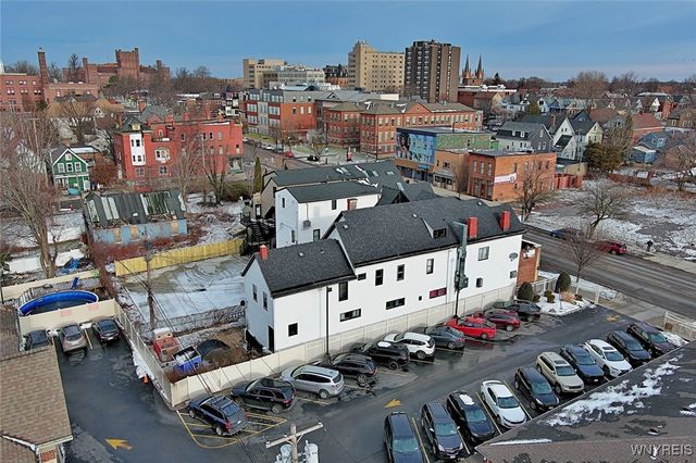 568 Niagara St Street, Buffalo, NY 14201