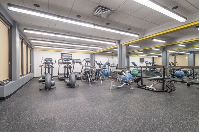 357 Commercial St 121, Boston, MA 02109
