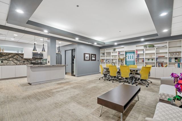 357 Commercial St 121, Boston, MA 02109