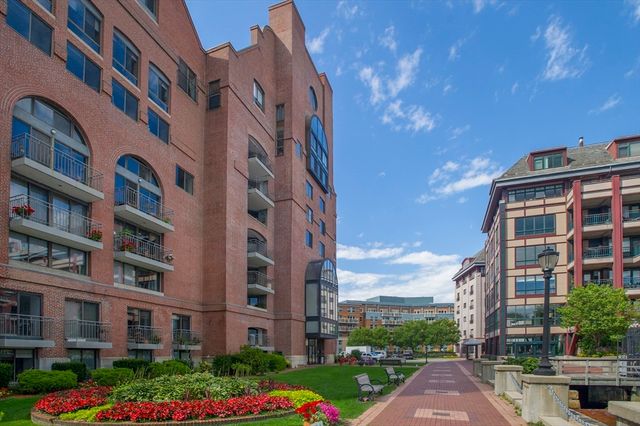 357 Commercial St 121, Boston, MA 02109