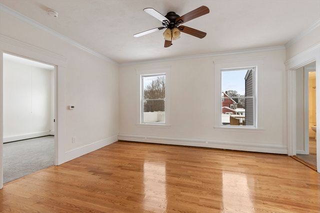 10 Barber St, Medway, MA 02053