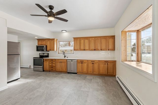 10 Barber St, Medway, MA 02053