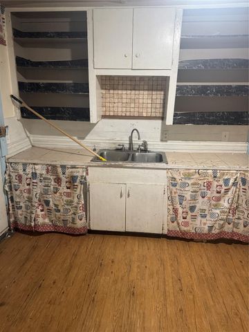 5417 Doulton Drive, Houston, TX 77033