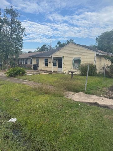 5417 Doulton Drive, Houston, TX 77033