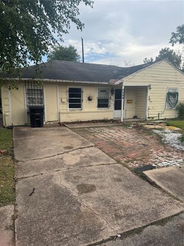 5417 Doulton Drive, Houston, TX 77033