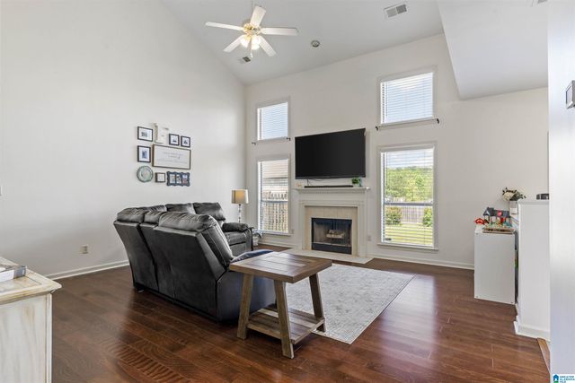 2073 FOREST LAKES LANE, Sterrett, AL 35147