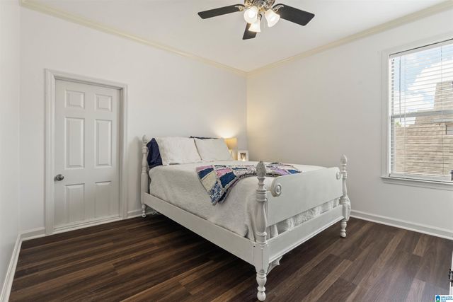 2073 FOREST LAKES LANE, Sterrett, AL 35147