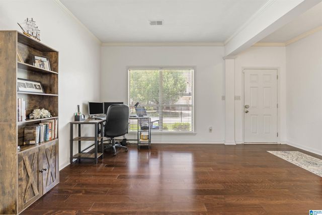 2073 FOREST LAKES LANE, Sterrett, AL 35147