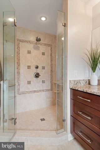 3204 ALLNESS LN, Herndon, VA 20171