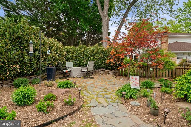 3204 ALLNESS LN, Herndon, VA 20171