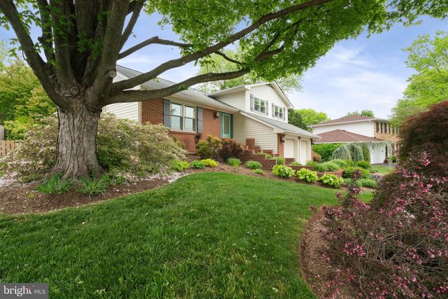 3204 ALLNESS LN, Herndon, VA 20171