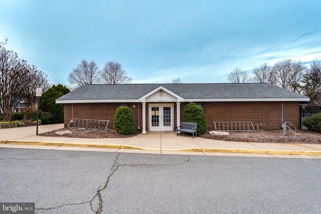 3204 ALLNESS LN, Herndon, VA 20171