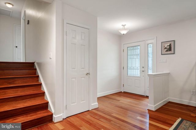 3204 ALLNESS LN, Herndon, VA 20171