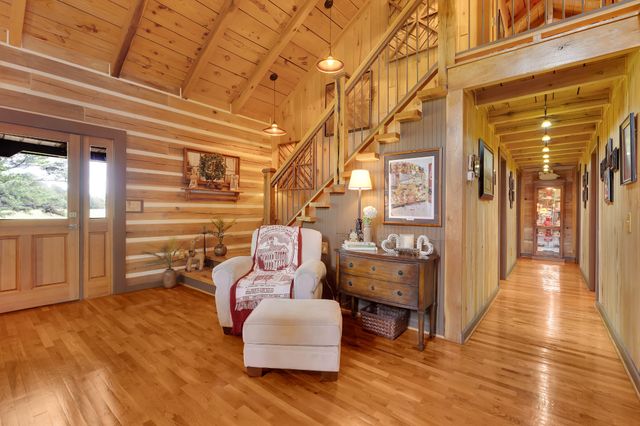 990 Bugscuffle Rd, Wartrace, TN 37183