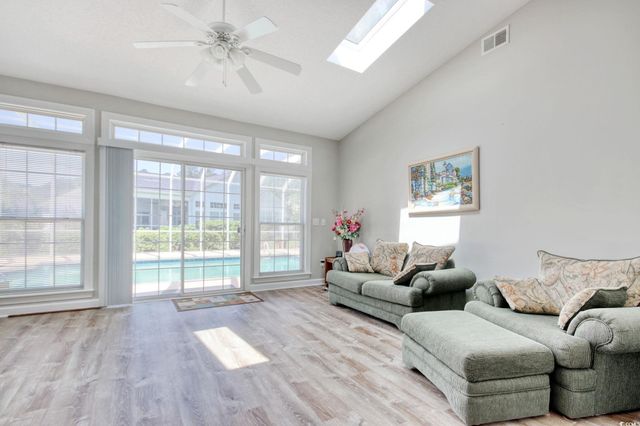 6705 Oakmere Ct., Murrells Inlet, SC 29576