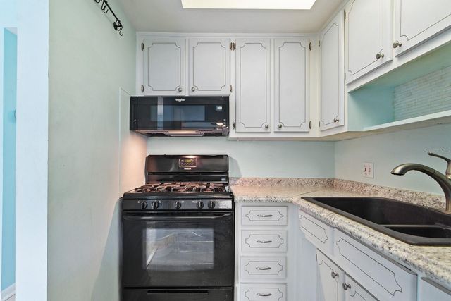 5850 21ST STREET N 4, St Petersburg, FL 33714