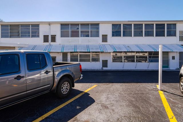 5850 21ST STREET N 4, St Petersburg, FL 33714