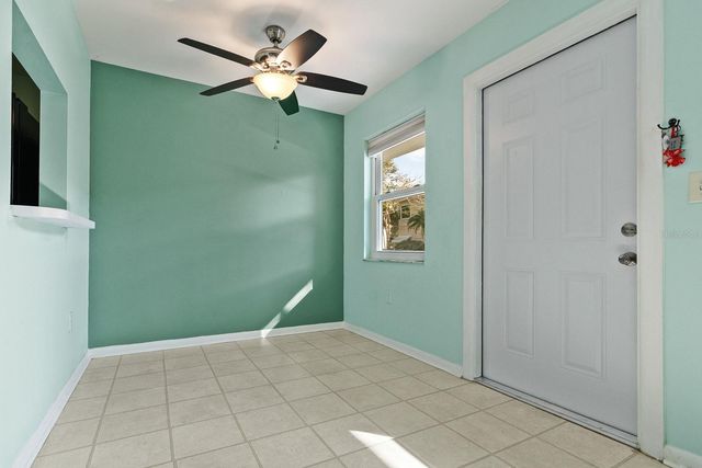 5850 21ST STREET N 4, St Petersburg, FL 33714