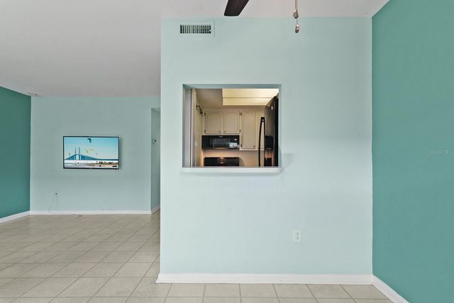 5850 21ST STREET N 4, St Petersburg, FL 33714