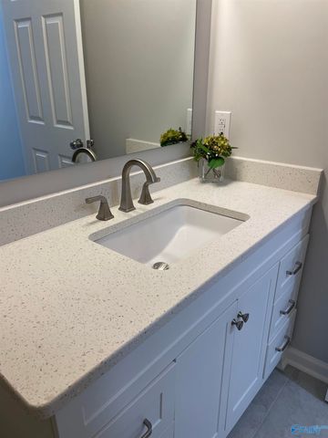 400 W Lee Street, Athens, AL 35611