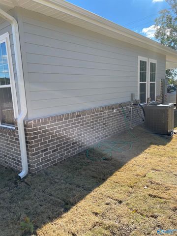 400 W Lee Street, Athens, AL 35611