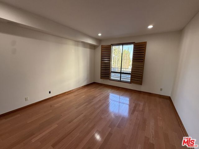 450 N Oakhurst Drive 304, Beverly Hills, CA 90210