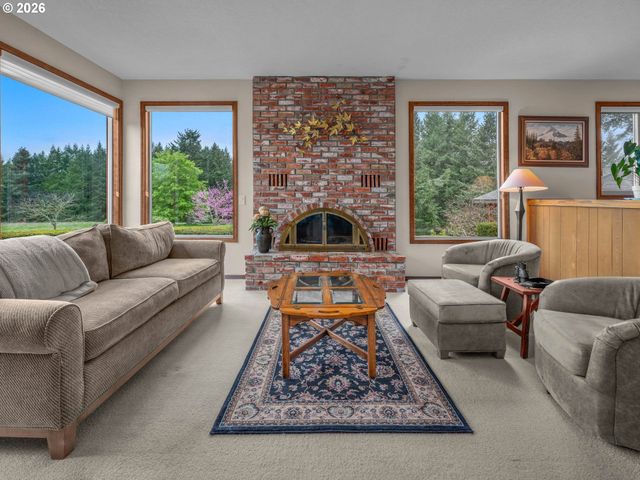 10647 Nw BROOKS Rd, Portland, OR 97231