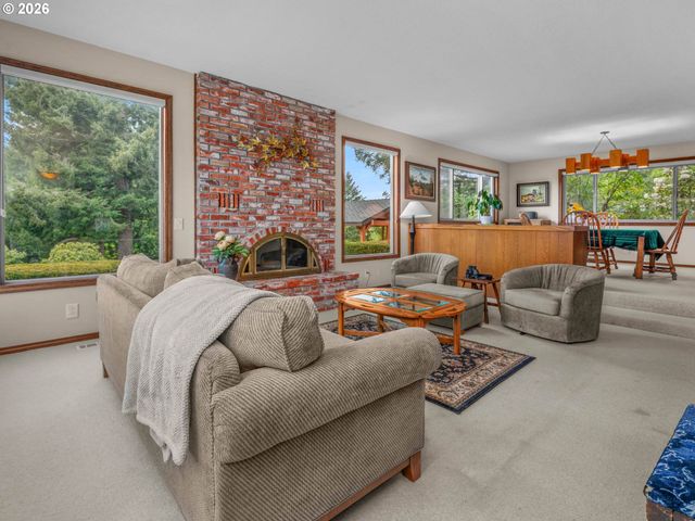 10647 Nw BROOKS Rd, Portland, OR 97231