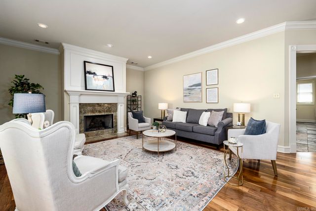61 QUERCUS Circle, Little Rock, AR 72223