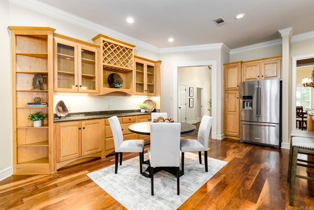 61 QUERCUS Circle, Little Rock, AR 72223