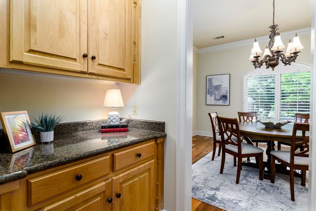 61 QUERCUS Circle, Little Rock, AR 72223