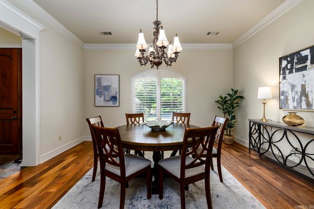 61 QUERCUS Circle, Little Rock, AR 72223