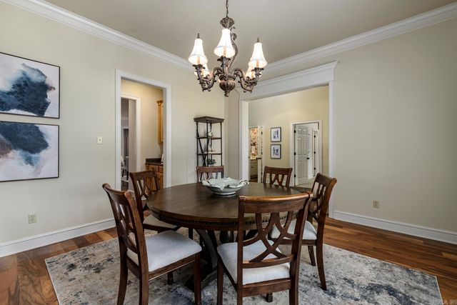 61 QUERCUS Circle, Little Rock, AR 72223
