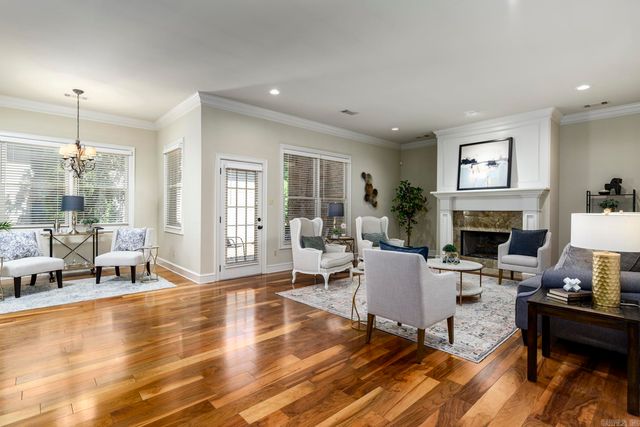 61 QUERCUS Circle, Little Rock, AR 72223