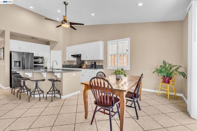 692 Canmore Ct, Brentwood, CA 94513