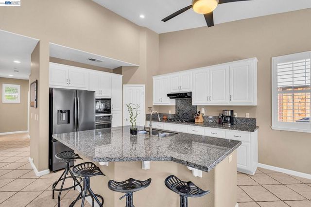 692 Canmore Ct, Brentwood, CA 94513