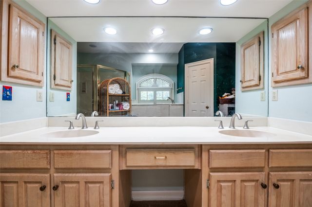 4711 N O Connor Road, Irving, TX 75062