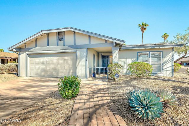 3922 E DAHLIA Drive, Phoenix, AZ 85032