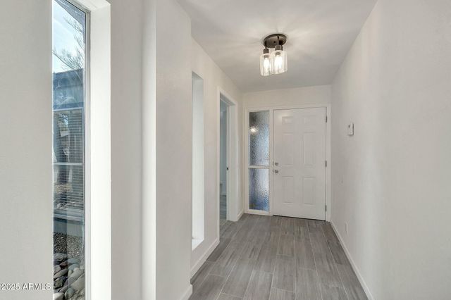 3922 E DAHLIA Drive, Phoenix, AZ 85032