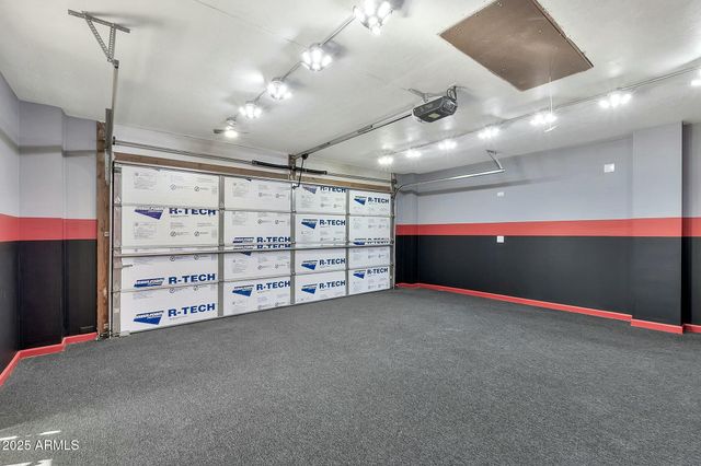 3922 E DAHLIA Drive, Phoenix, AZ 85032