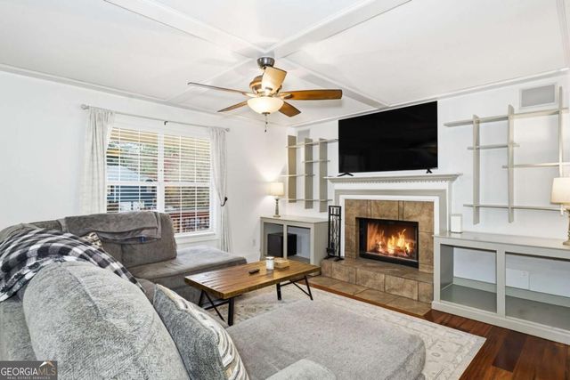 335 Allatoona Shores Drive, Canton, GA 30114