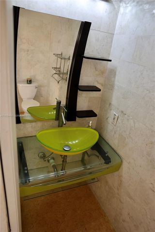 11049 SW 152nd Ct, Miami, FL 33196