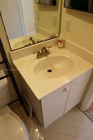 11049 SW 152nd Ct, Miami, FL 33196